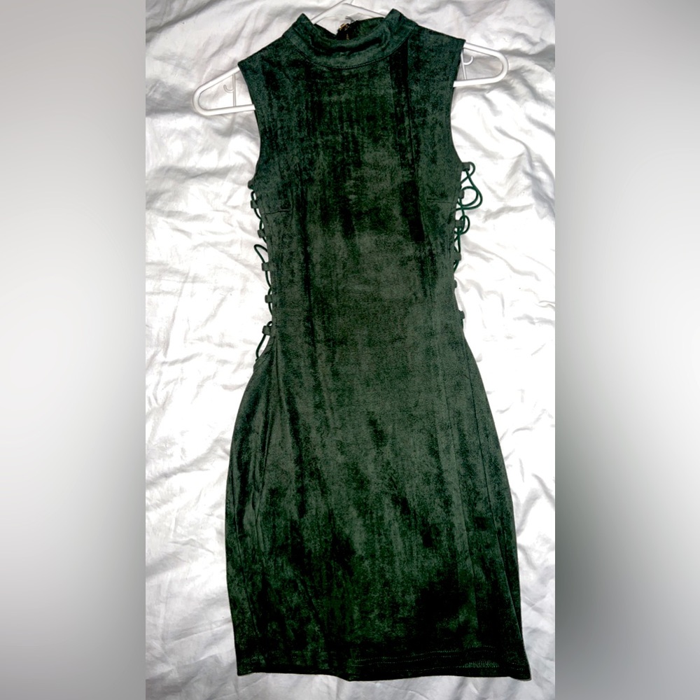Mini dress green velvet